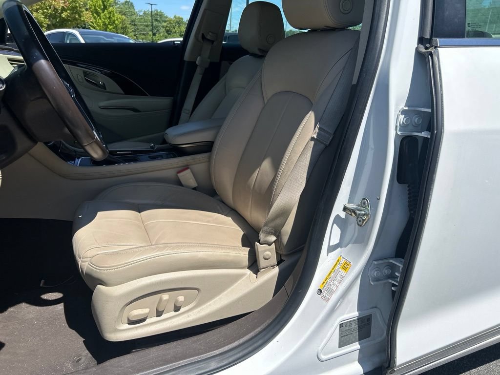 Used 2016 Buick LaCrosse Leather FWD image 9