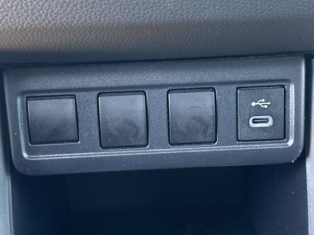Used 2023 Toyota Corolla Cross LE FWD image 21