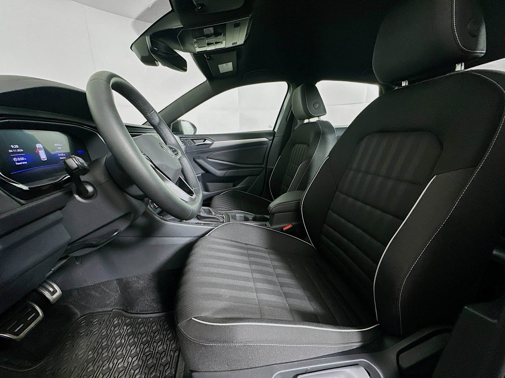 Used 2024 Volkswagen Jetta Sport FWD image 13