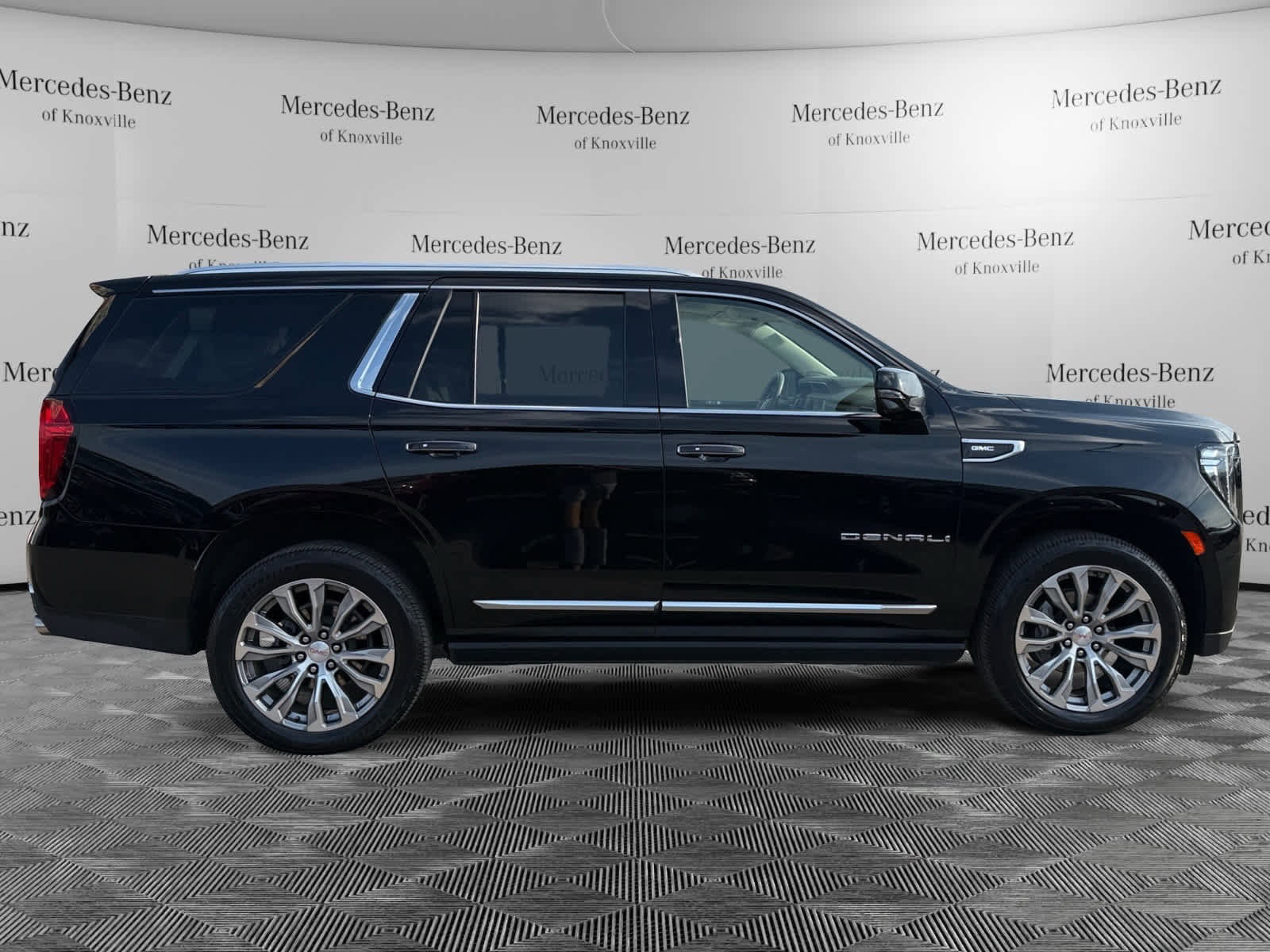 Used 2022 GMC Yukon Denali image 6