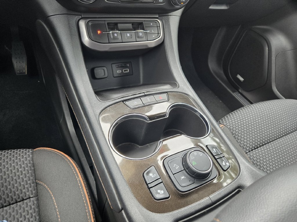 Used 2023 GMC Acadia AT4 AWD/4WD image 18