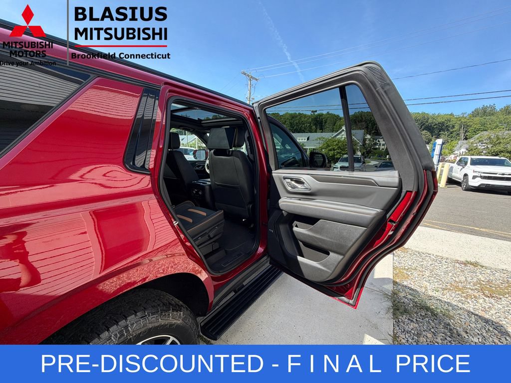 Used 2023 GMC Yukon AT4 w/ AT4 Premium Package AWD/4WD image 43