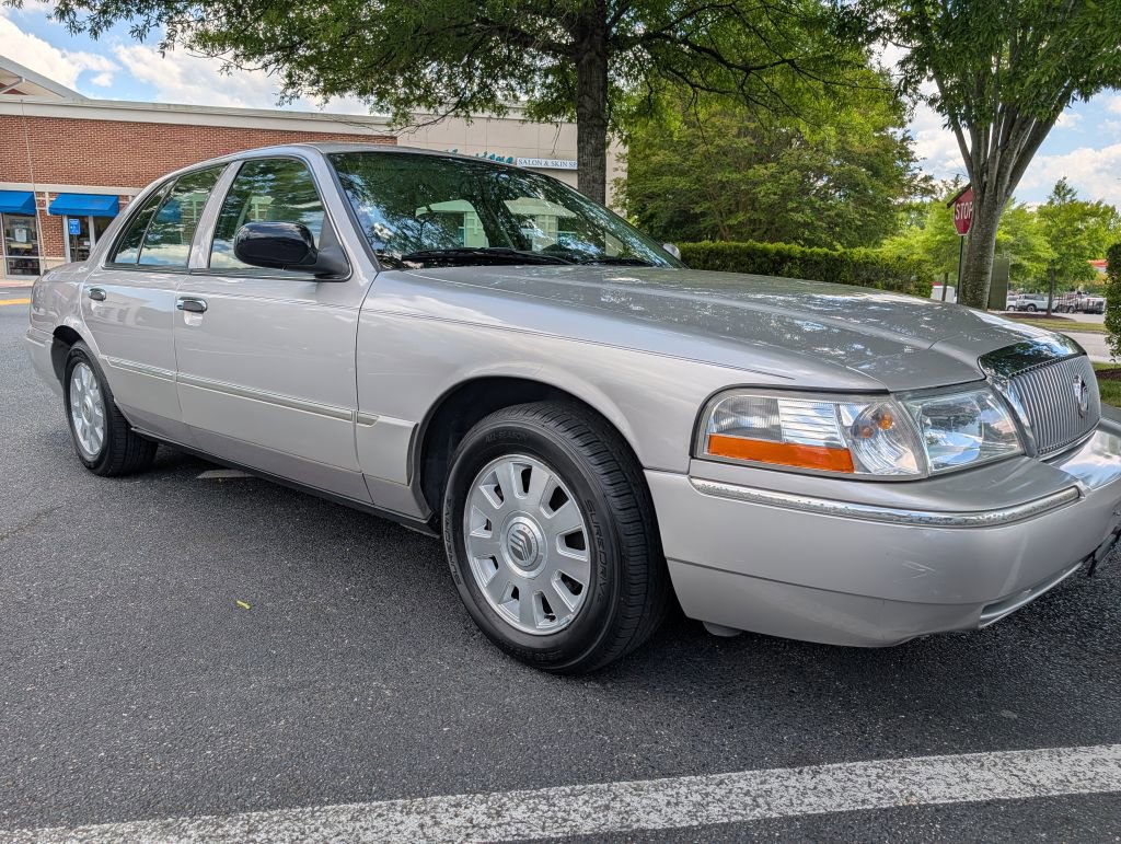 Used 2005 Mercury Grand Marquis LS RWD image 8