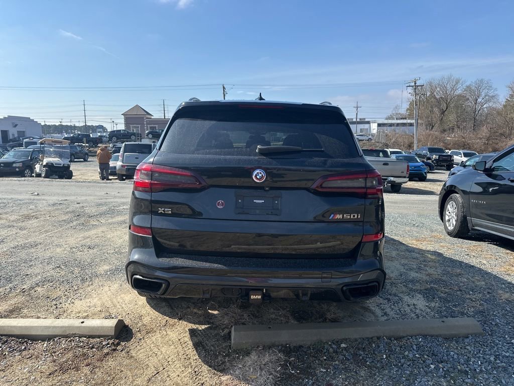 Used 2022 BMW X5 M50i w/ Executive Package image 4