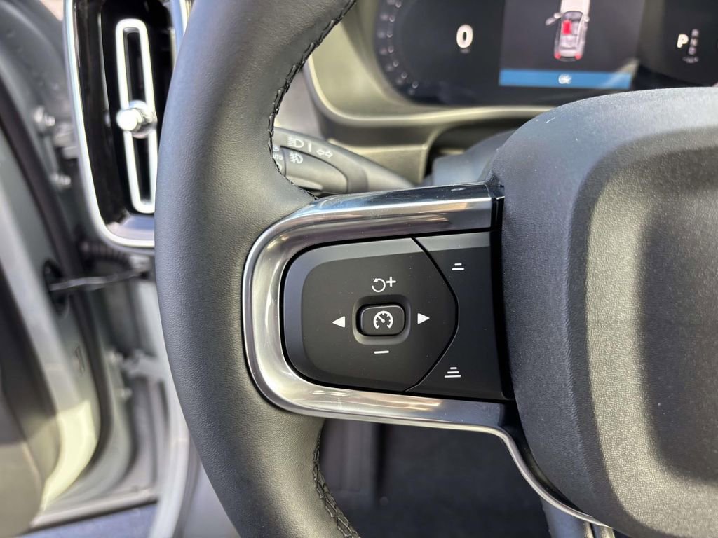 New 2026 Volvo XC40 B5 Plus w/ Protection Package Premier image 17