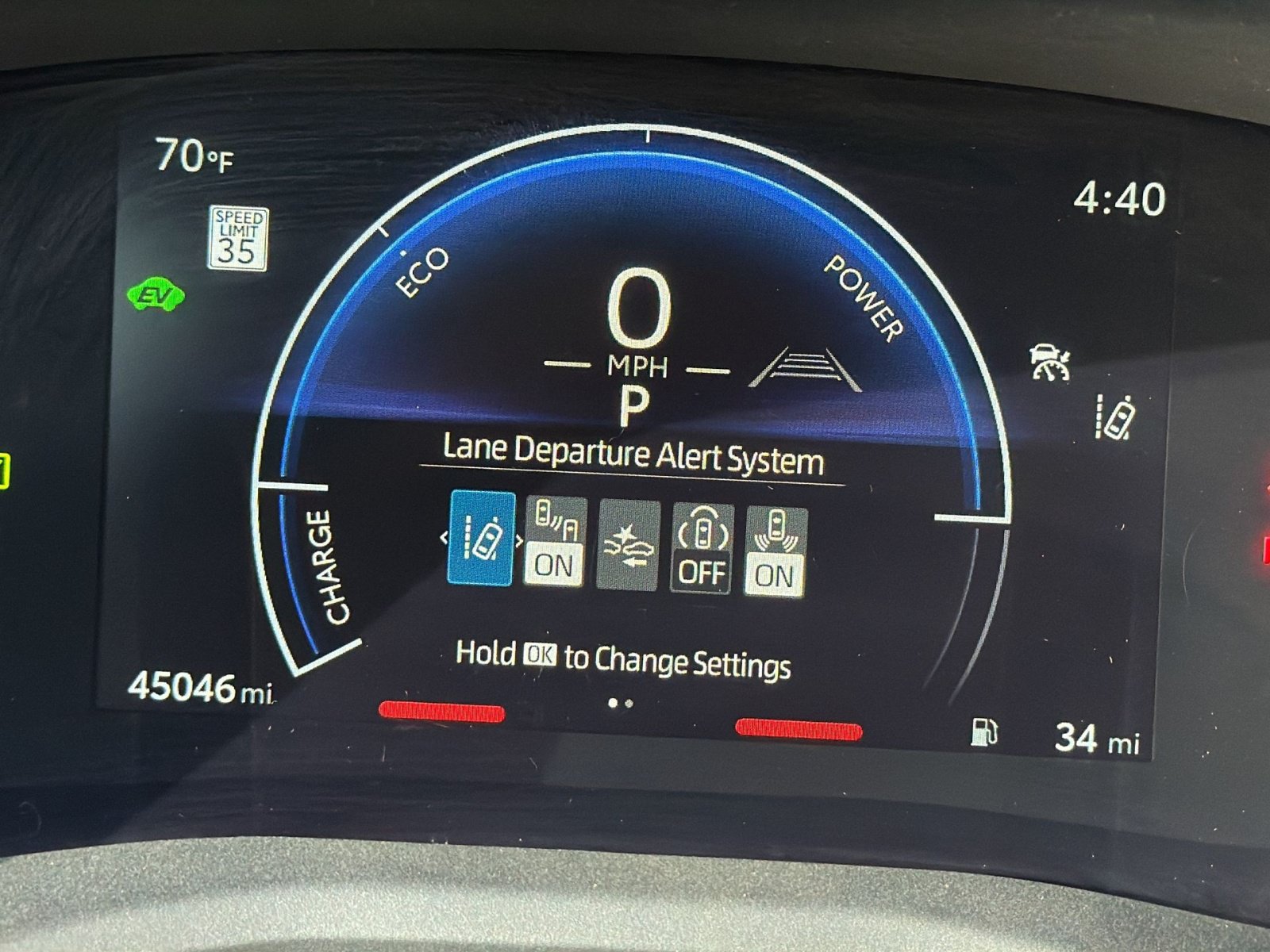 Used 2025 Toyota Camry SE FWD image 17