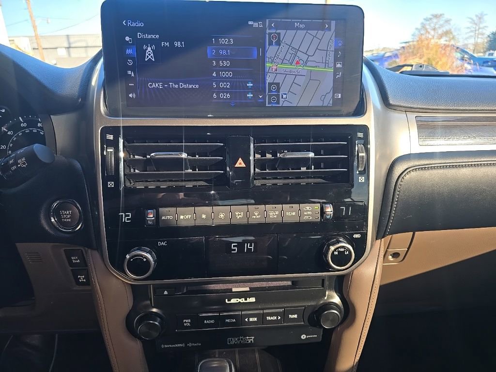 Used 2023 Lexus GX 460 Premium w/ Accessory Package image 6