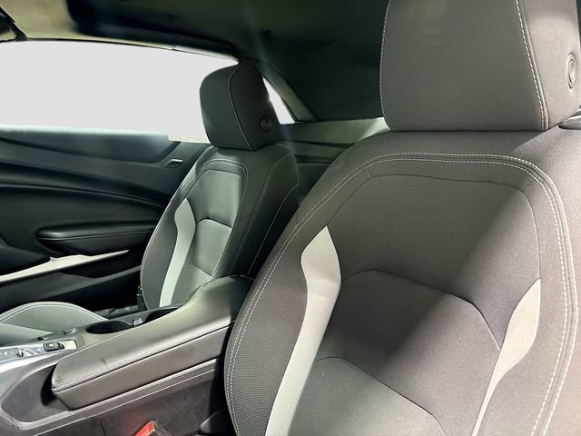 Used 2017 Chevrolet Camaro SS RWD image 18