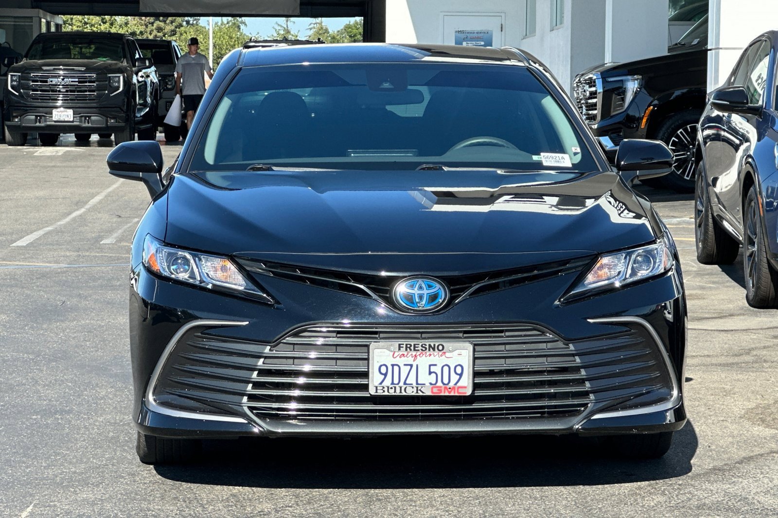 Used 2023 Toyota Camry LE image 9