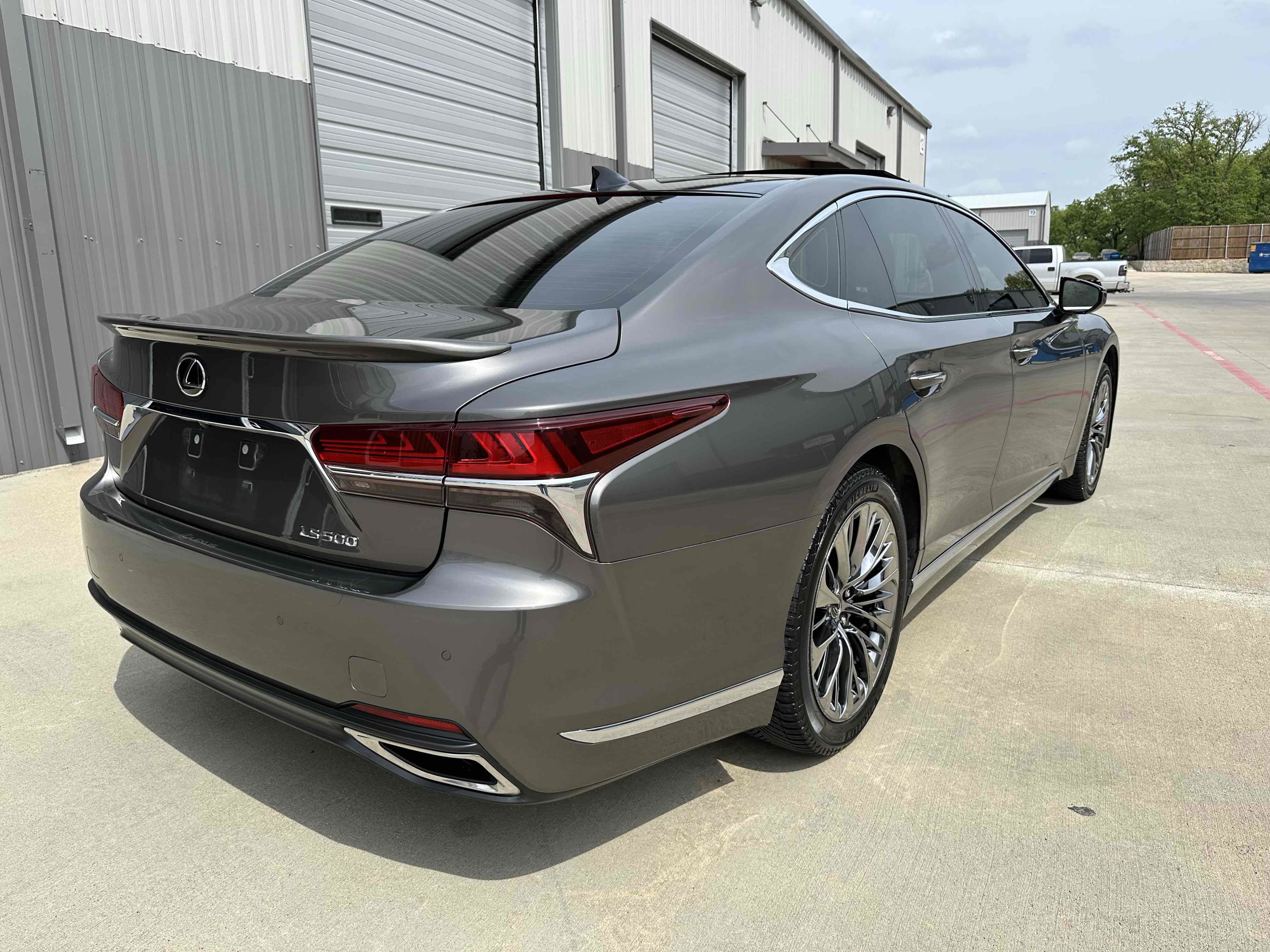 Used 2018 Lexus LS 500 Luxury w/ Luxury Package image 5