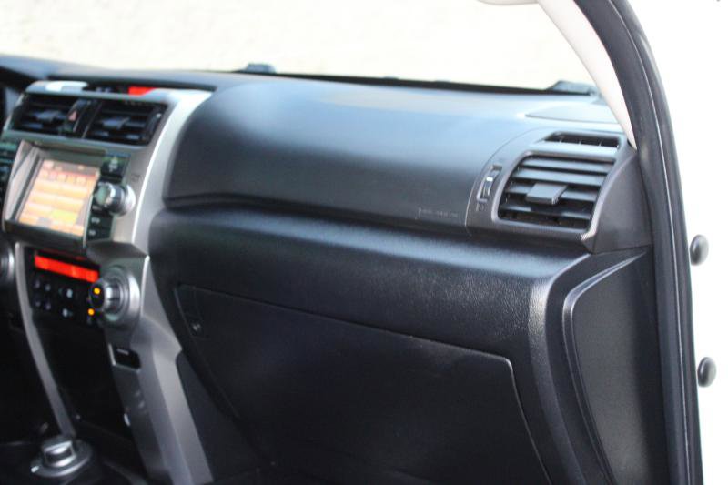 Used 2011 Toyota 4Runner Limited image 19