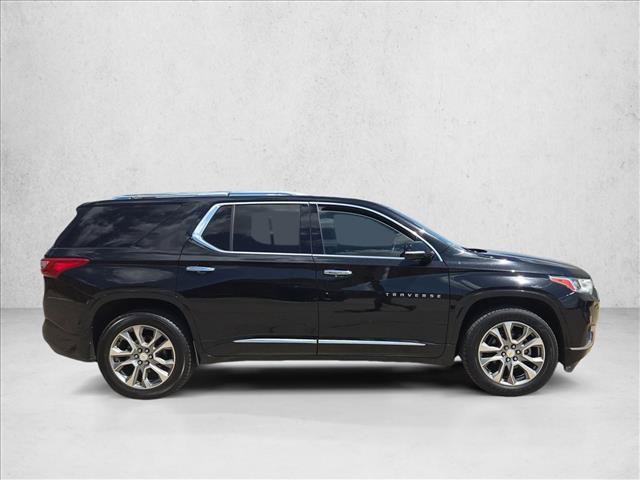 Used 2019 Chevrolet Traverse Premier w/ Driver Confidence II Package FWD image 4