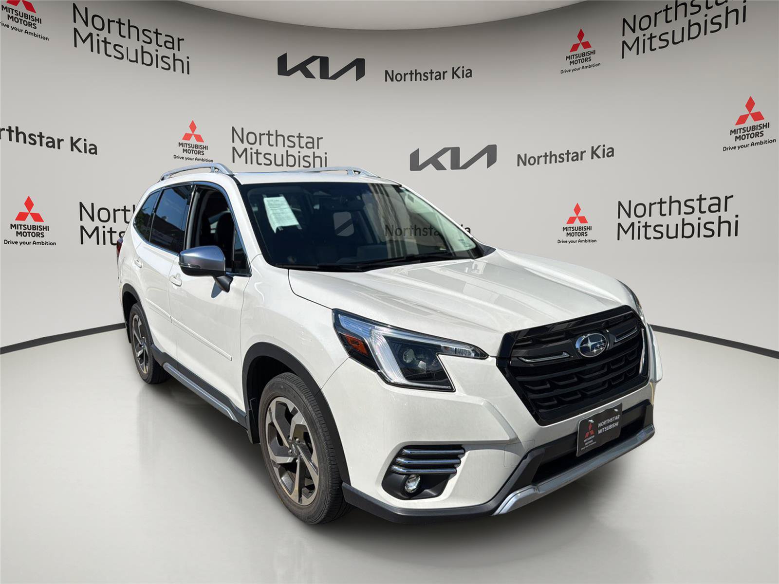 Used 2022 Subaru Forester Touring AWD/4WD image 8