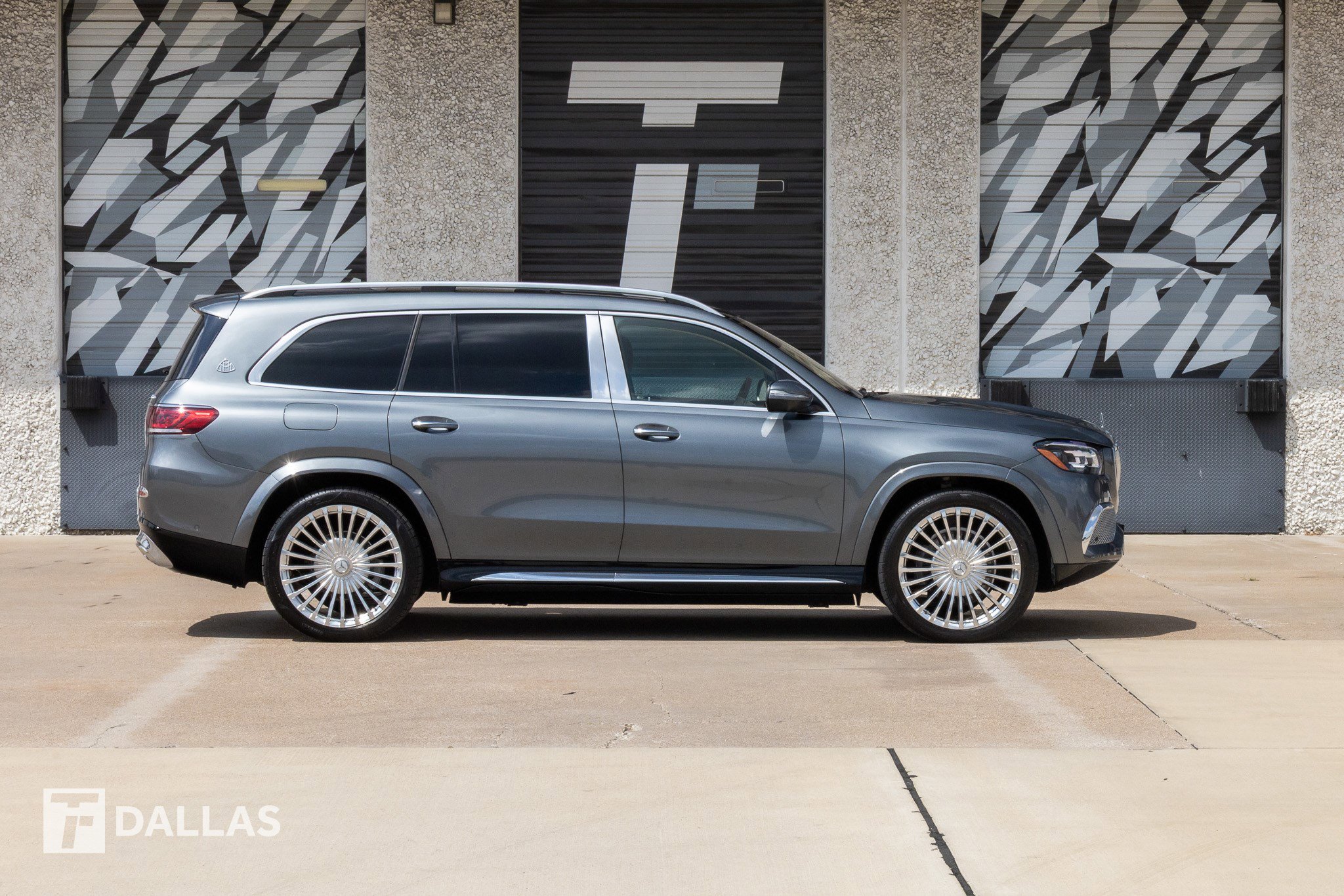 Used 2023 Mercedes-Benz Maybach GLS 600 4MATIC image 18