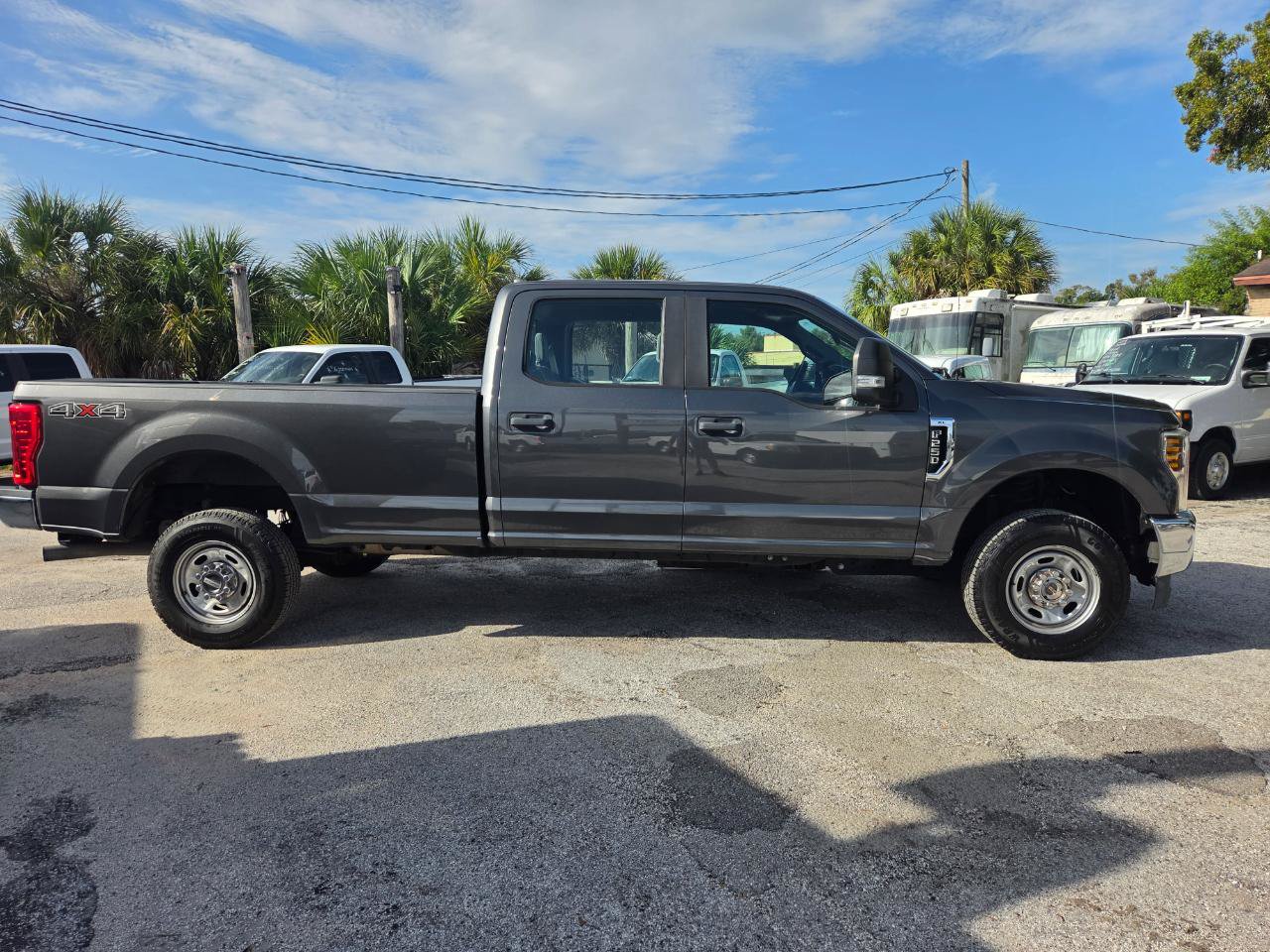 Used 2019 Ford F250 XL w/ Power Equipment Group AWD/4WD image 2