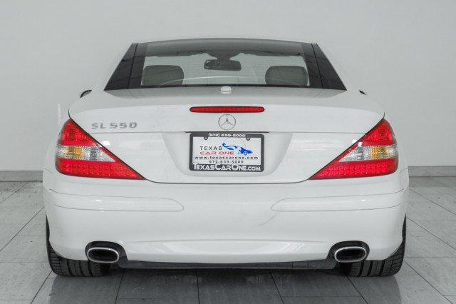 Used 2008 Mercedes-Benz SL 550 image 8