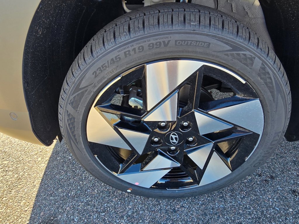 New 2026 Hyundai Kona Limited image 9