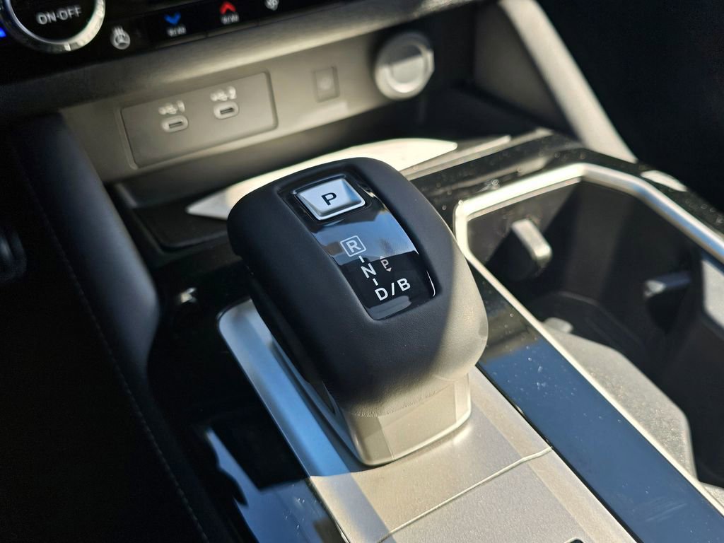 New 2026 Mitsubishi Outlander 4WD Plug-In Hybrid image 25