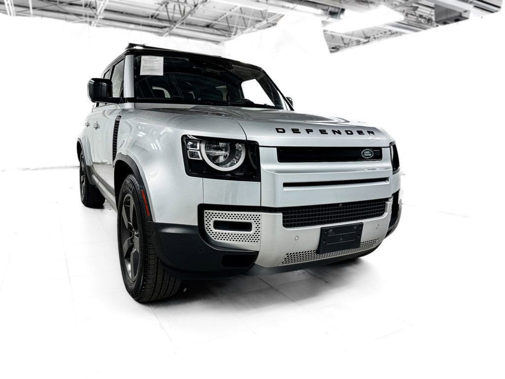 Used 2020 Land Rover Defender 110 image 8