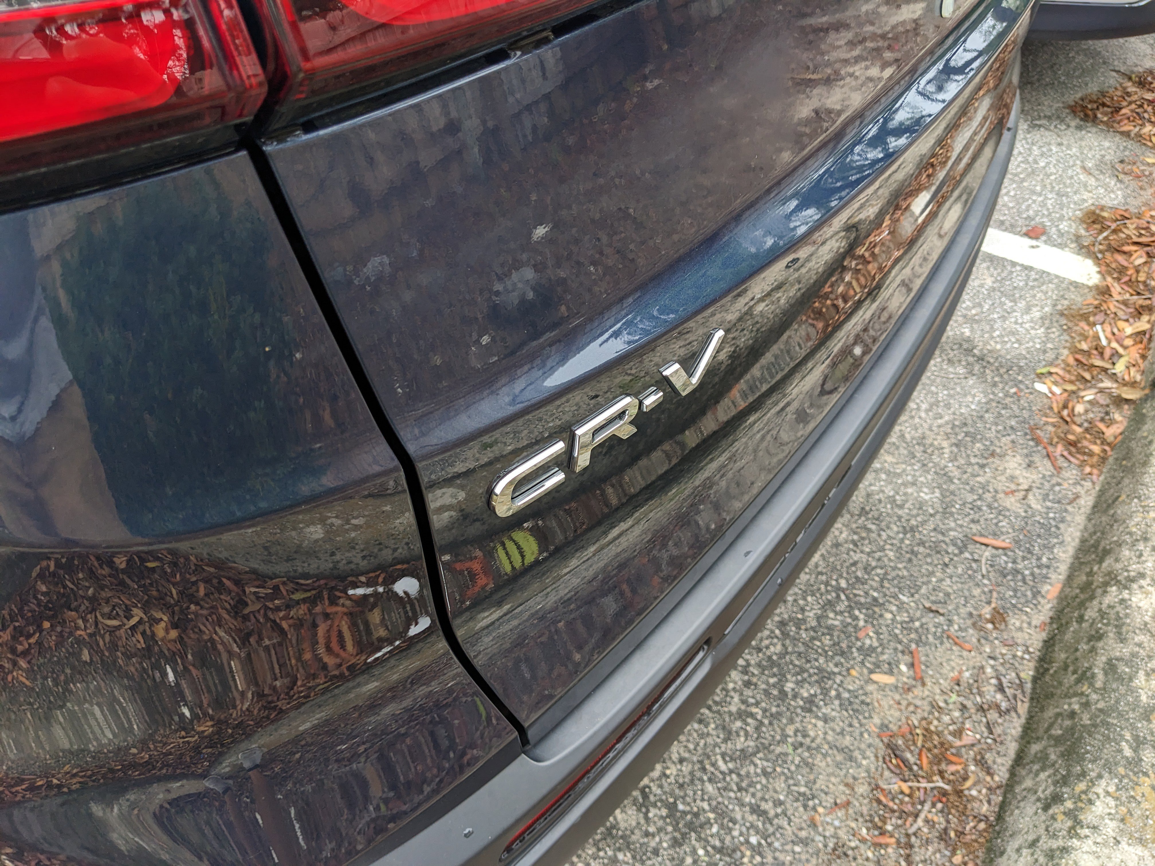 Used 2024 Honda CR-V LX image 12