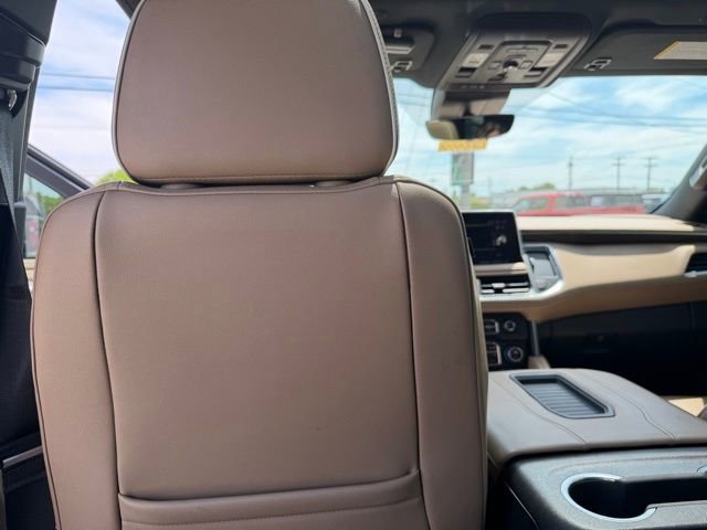 Used 2023 Chevrolet Tahoe Premier AWD/4WD image 37