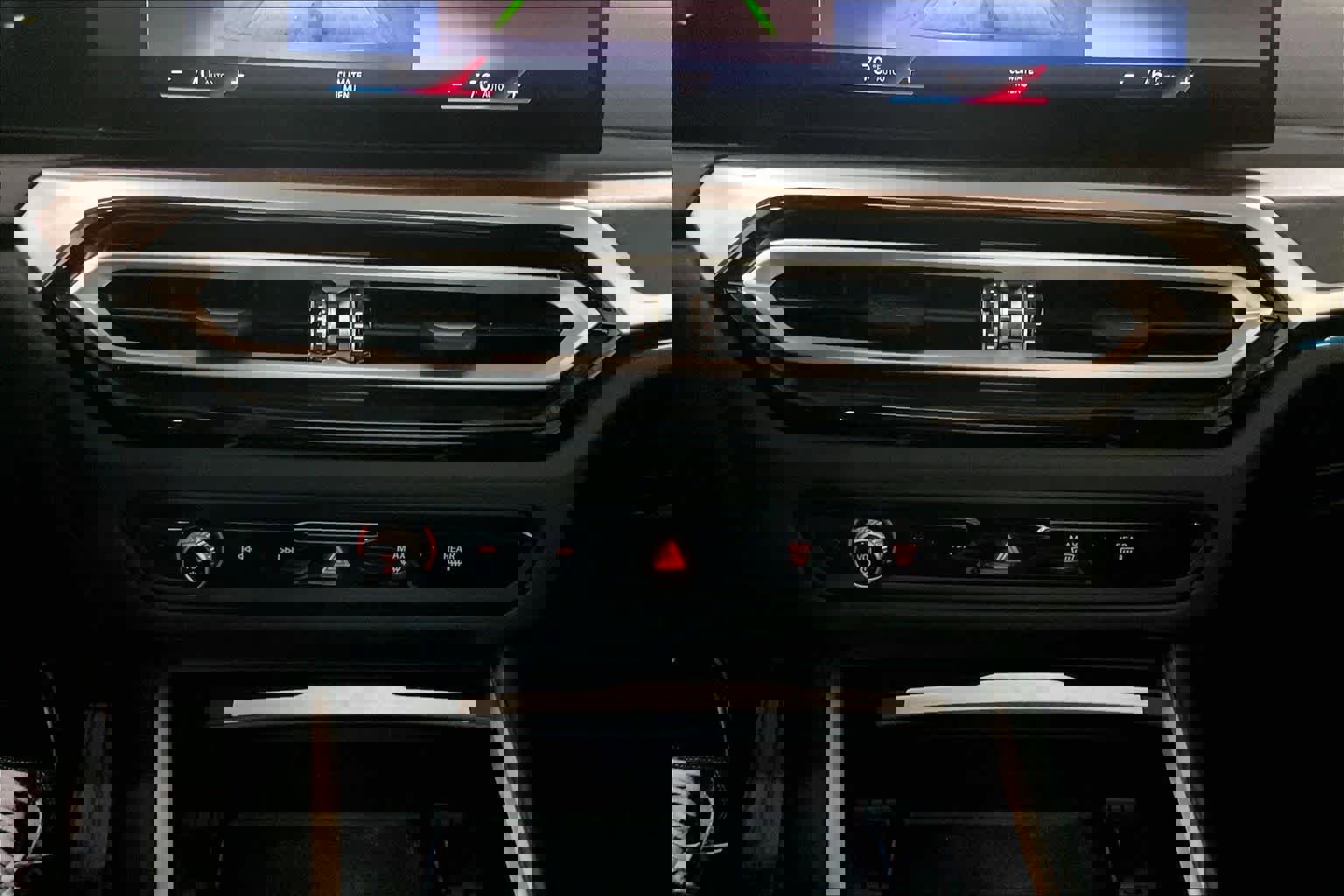 Used 2023 BMW 330e image 34