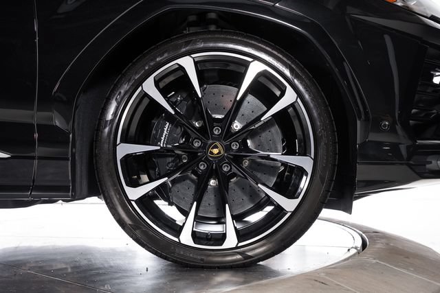 Used 2022 Lamborghini Urus AWD/4WD image 16