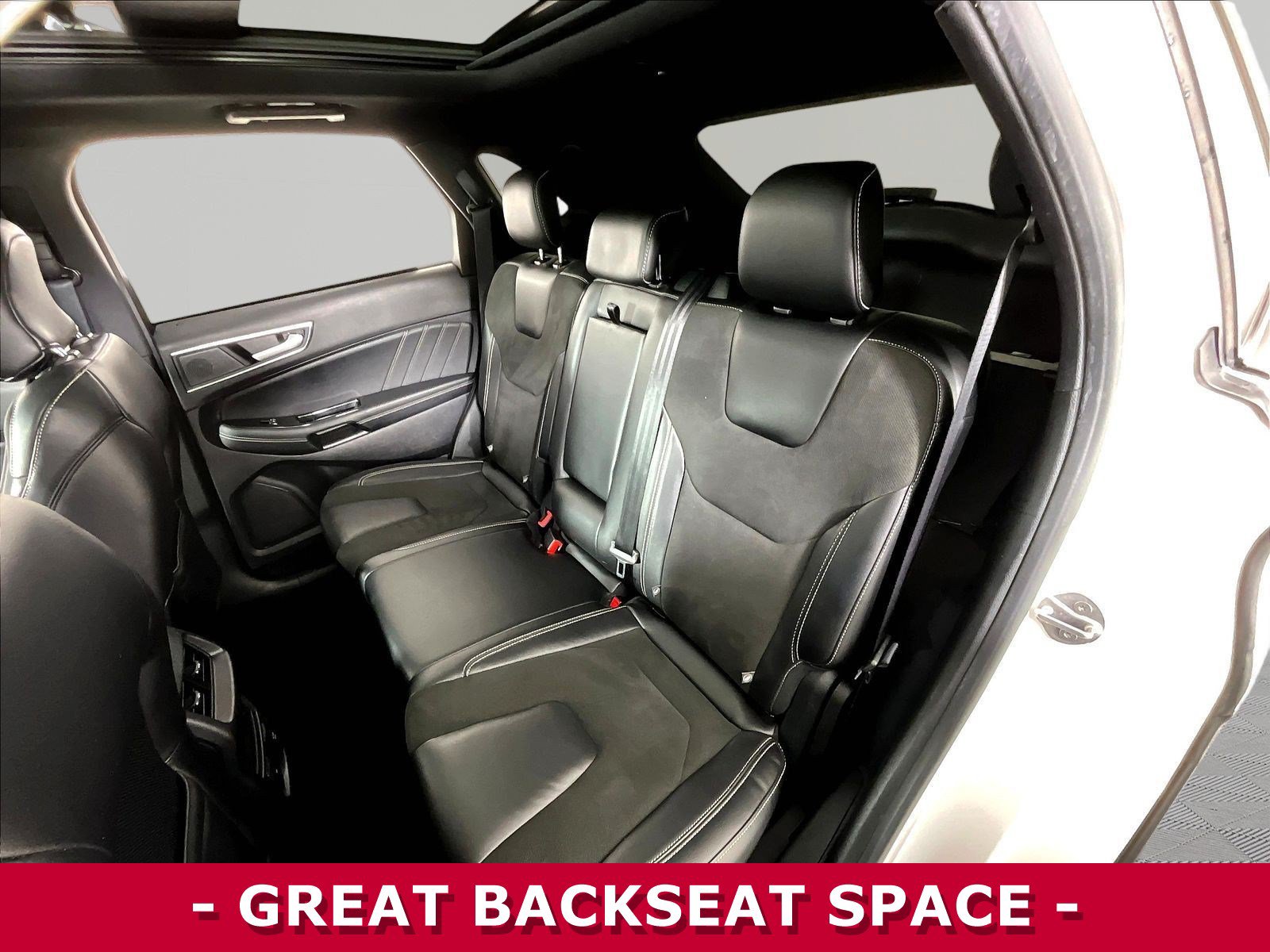 Used 2019 Ford Edge ST w/ Equipment Group 401A AWD/4WD image 22