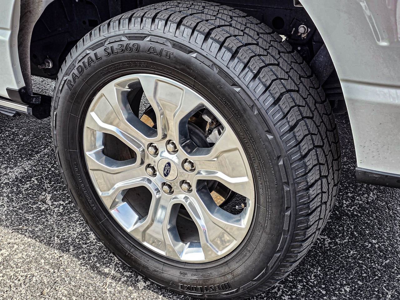 Used 2021 Ford F150 Platinum w/ Equipment Group 701A High AWD/4WD image 13