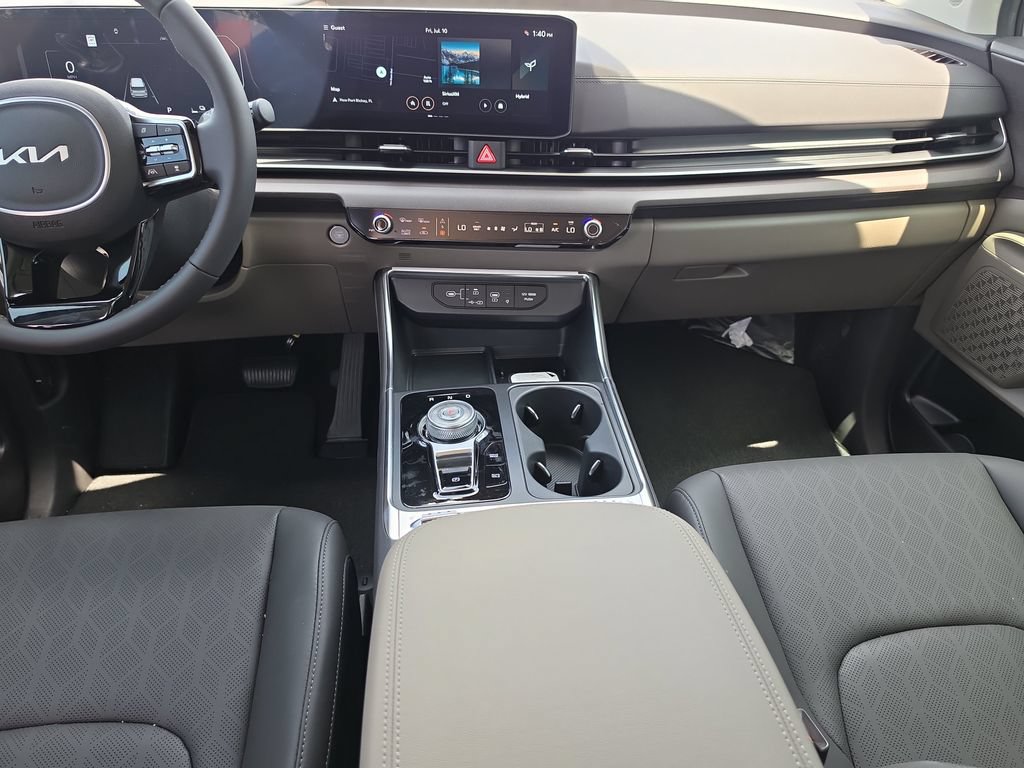 New 2026 Kia Carnival SX FWD image 15