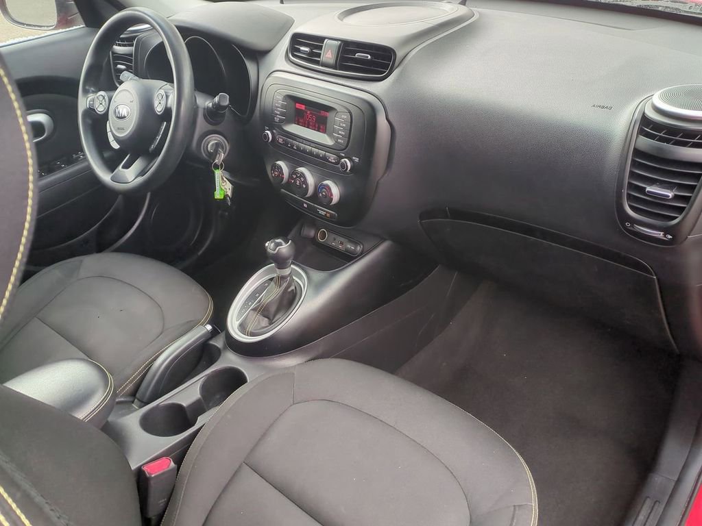 Used 2014 Kia Soul + image 26