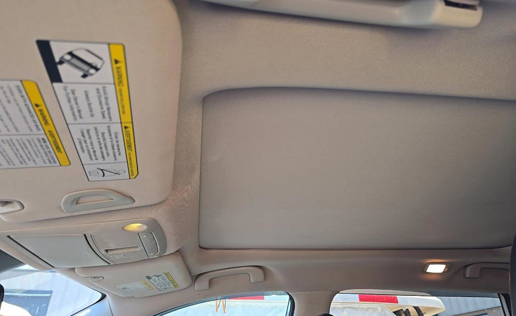 Used 2020 Nissan Rogue SL w/ Premium Package FWD image 16