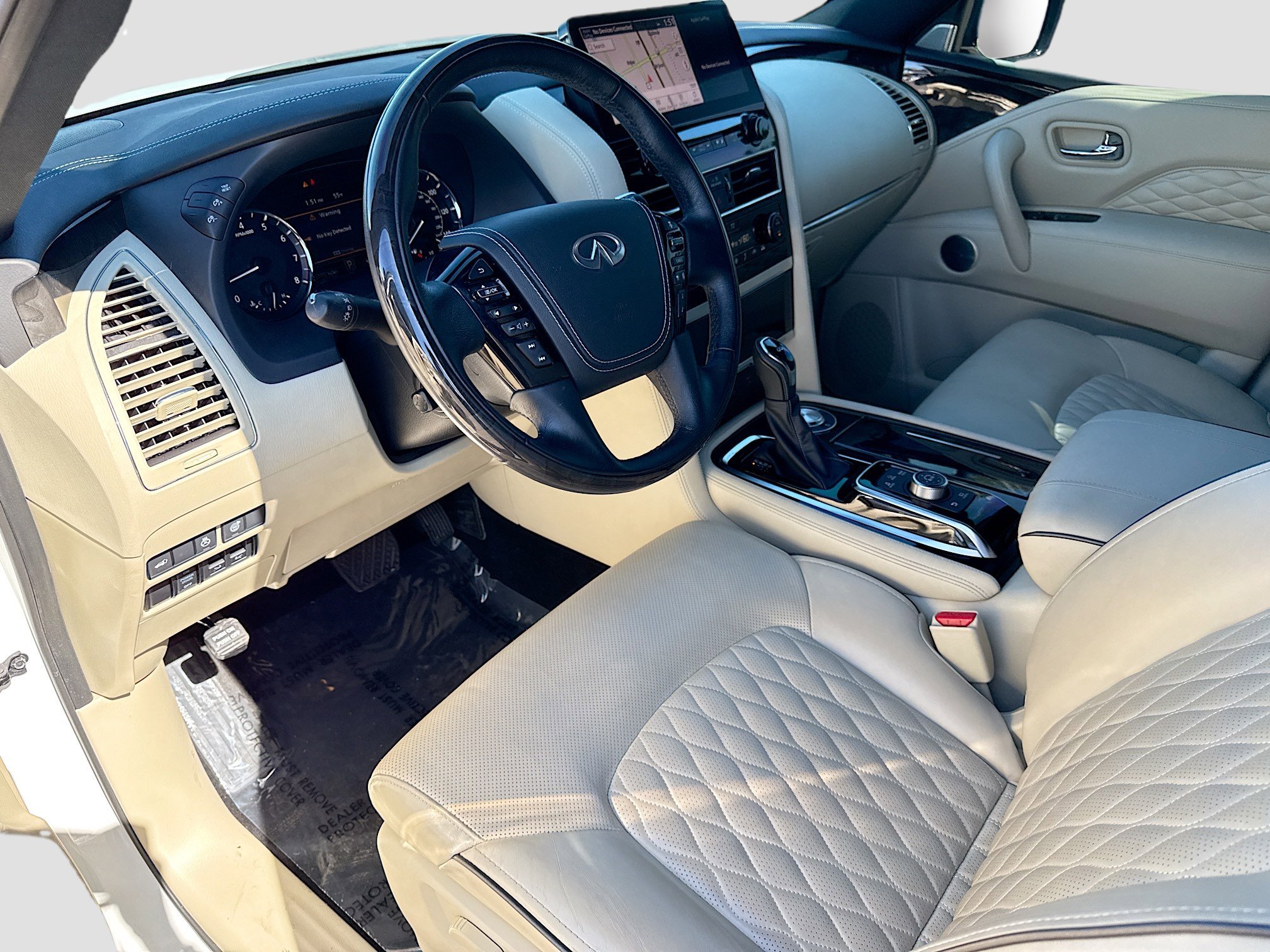 Used 2024 INFINITI QX80 Sensory image 28