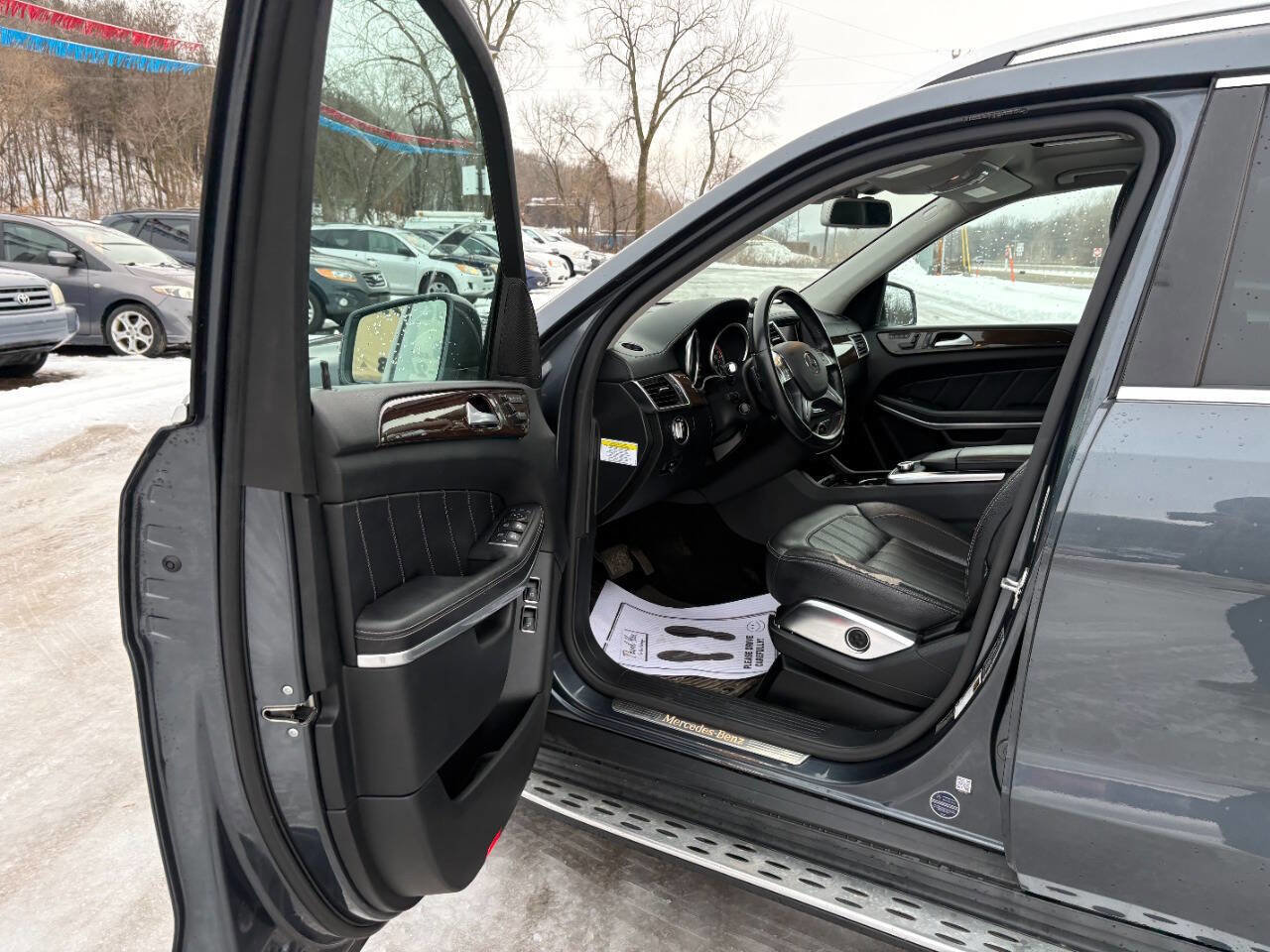 Used 2013 Mercedes-Benz GL 450 4MATIC w/ Premium 1 Pkg image 7