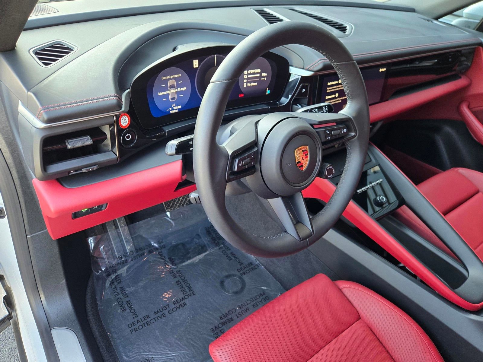 Certified 2025 Porsche Macan 4 Electric AWD/4WD image 4