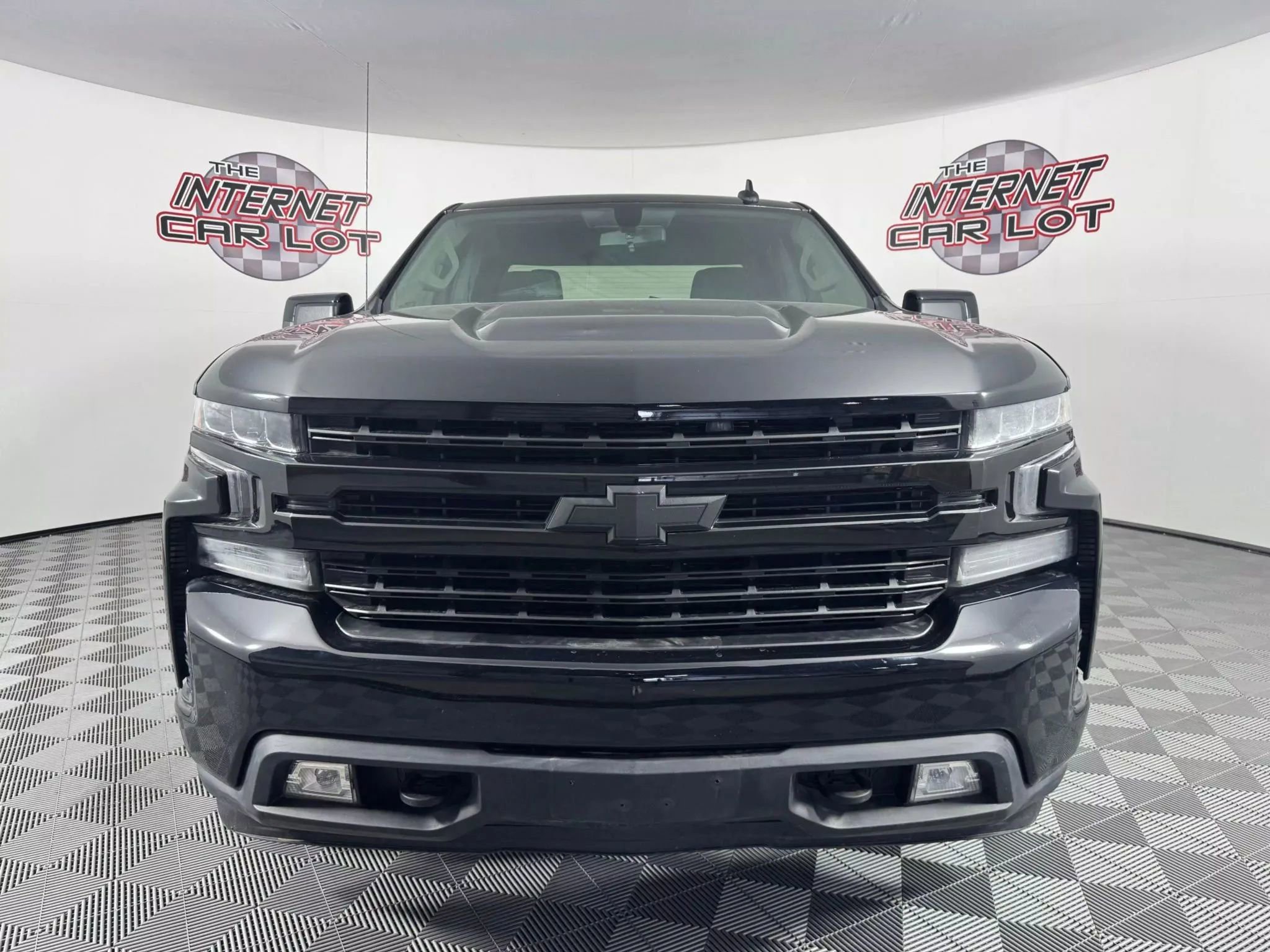 Used 2021 Chevrolet Silverado 1500 RST w/ Bed Protection Package AWD/4WD image 2