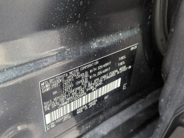 Certified 2025 Toyota RAV4 LE image 28