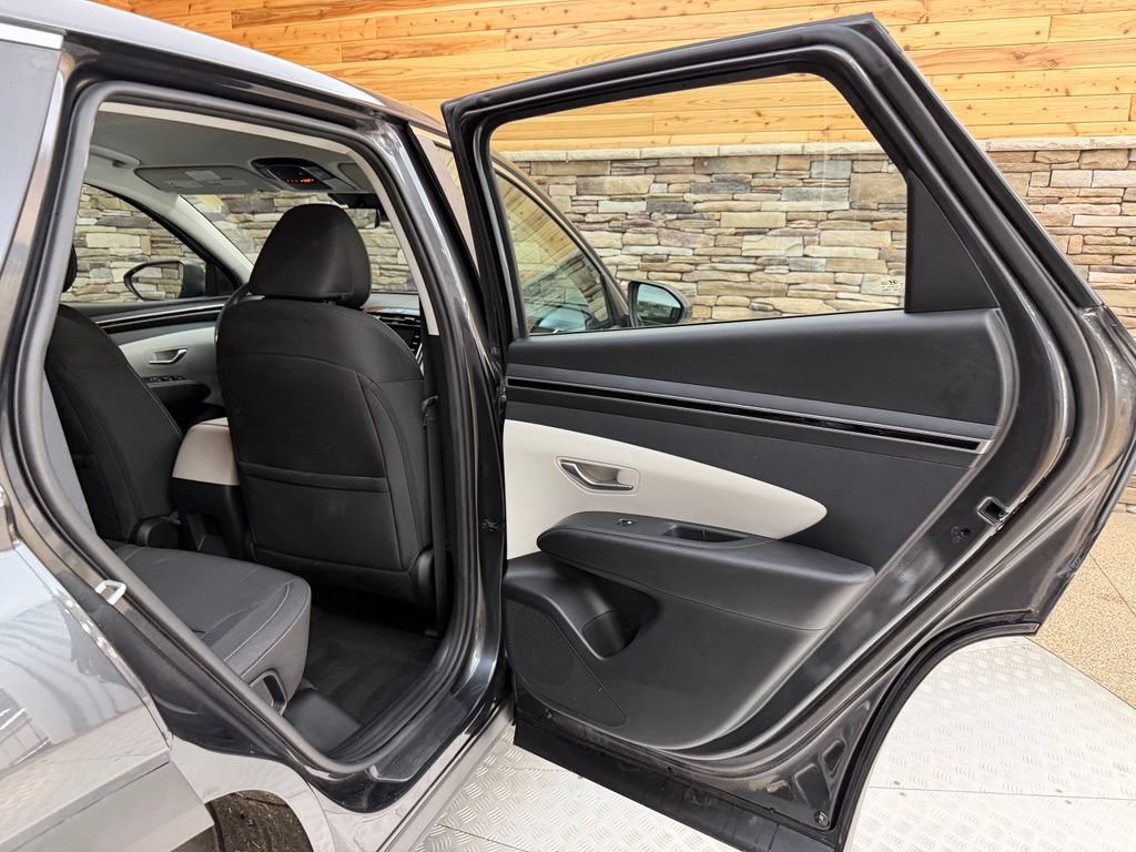 Used 2024 Hyundai Tucson SE AWD/4WD image 45
