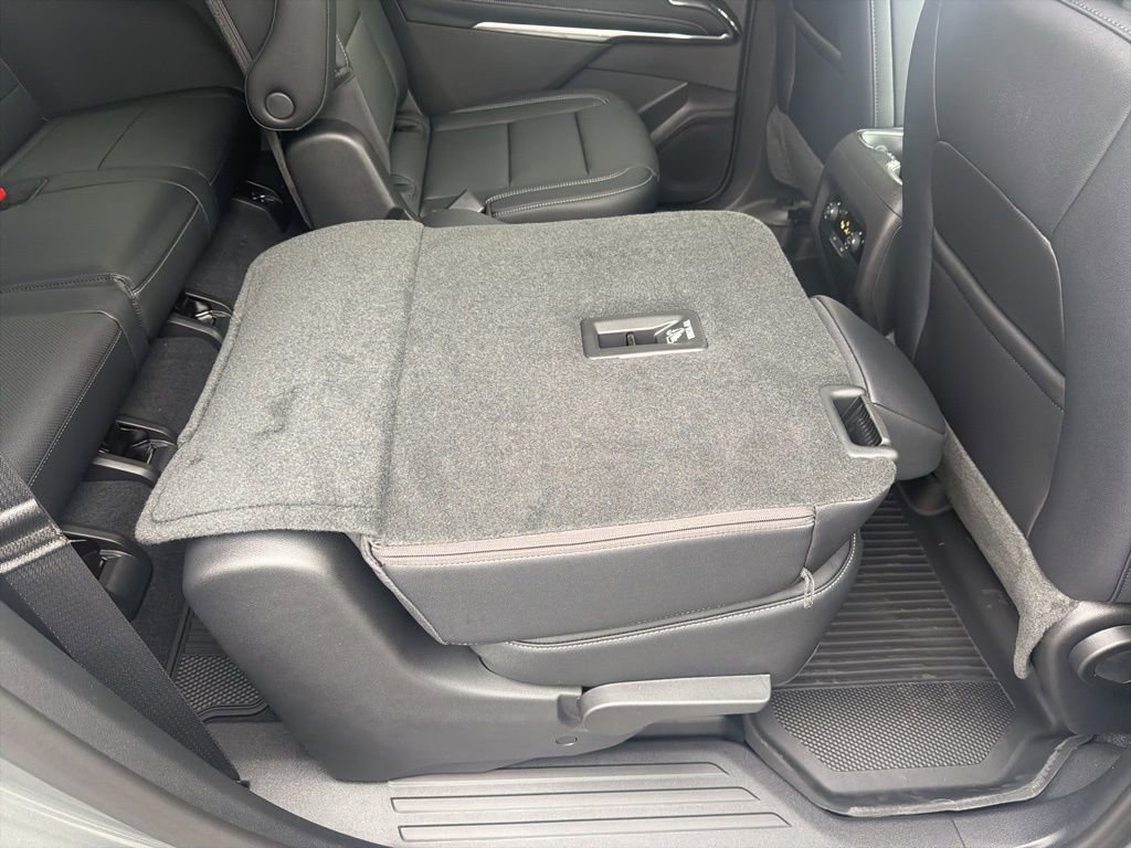 New 2026 Chevrolet Traverse LT w/ Midnight/Sport Edition image 40