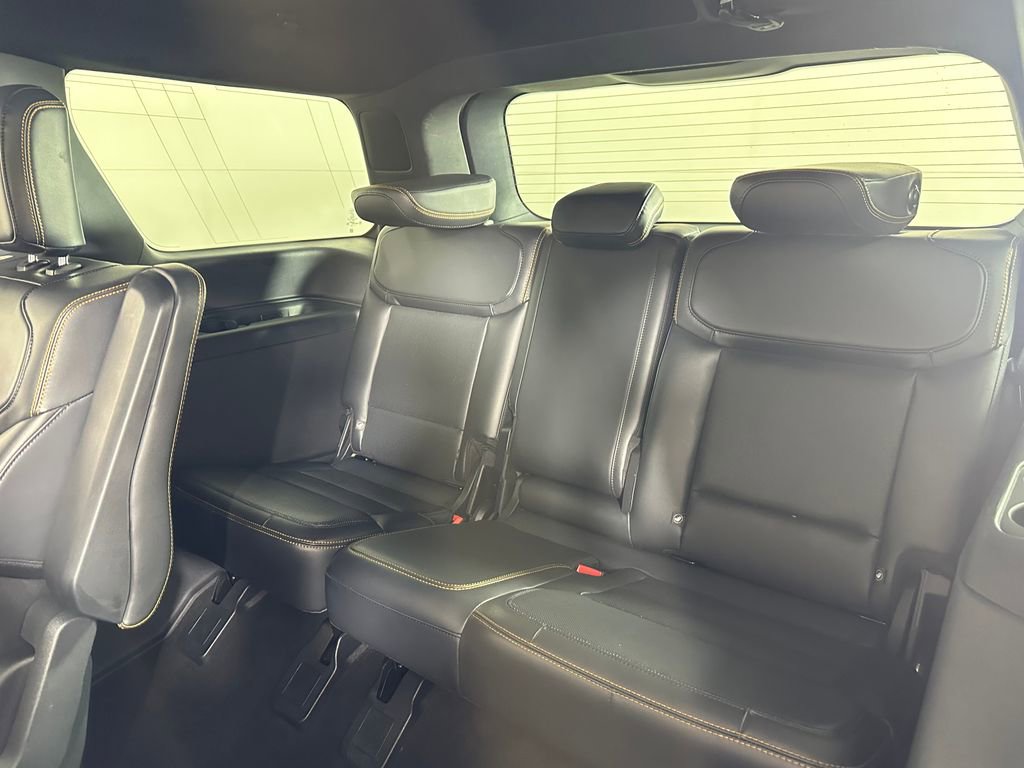 Used 2025 Ford Expedition Tremor AWD/4WD image 26