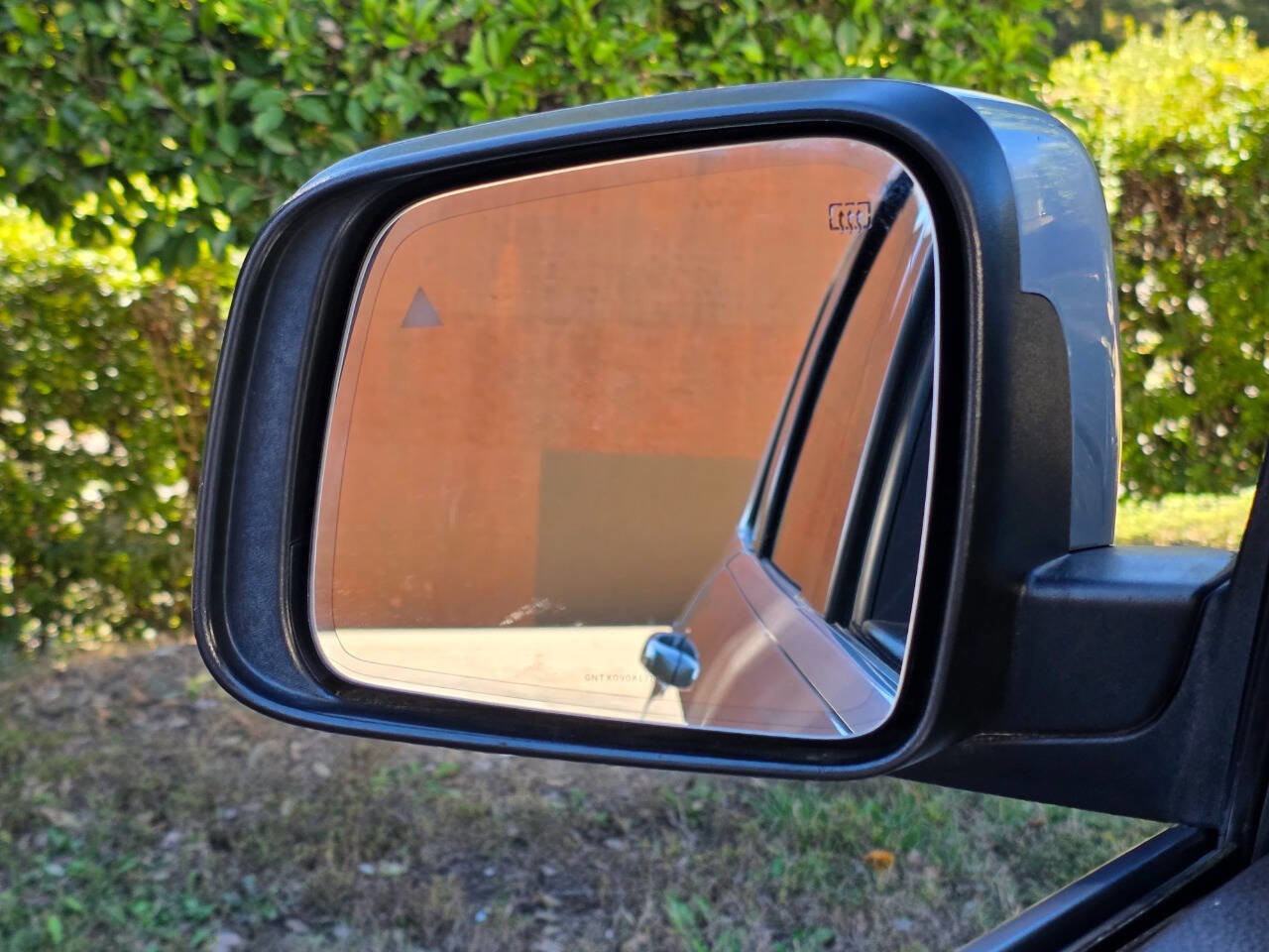 Used 2018 Jeep Grand Cherokee Limited image 9