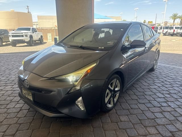 Used 2017 Toyota Prius Three Touring FWD image 1