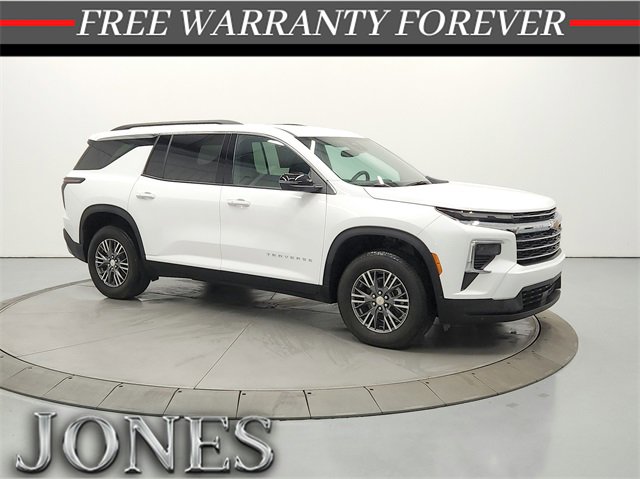 Used 2025 Chevrolet Traverse LT w/ LPO, Floor Liner Package