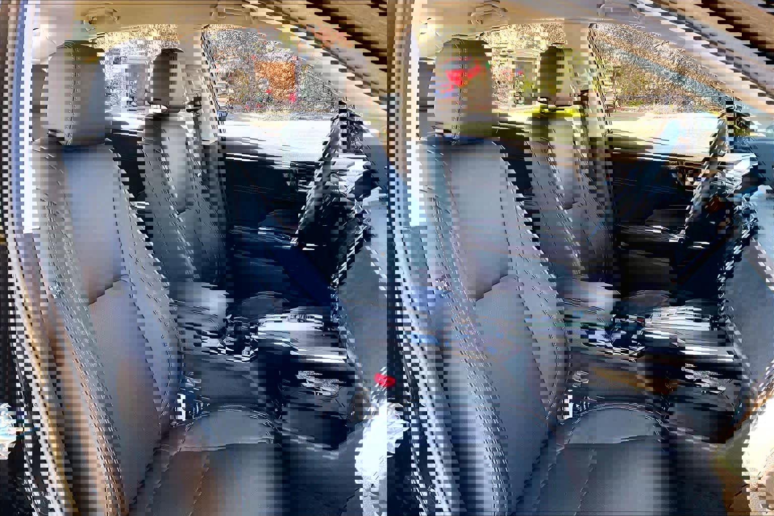 Used 2018 Honda Clarity Touring image 9