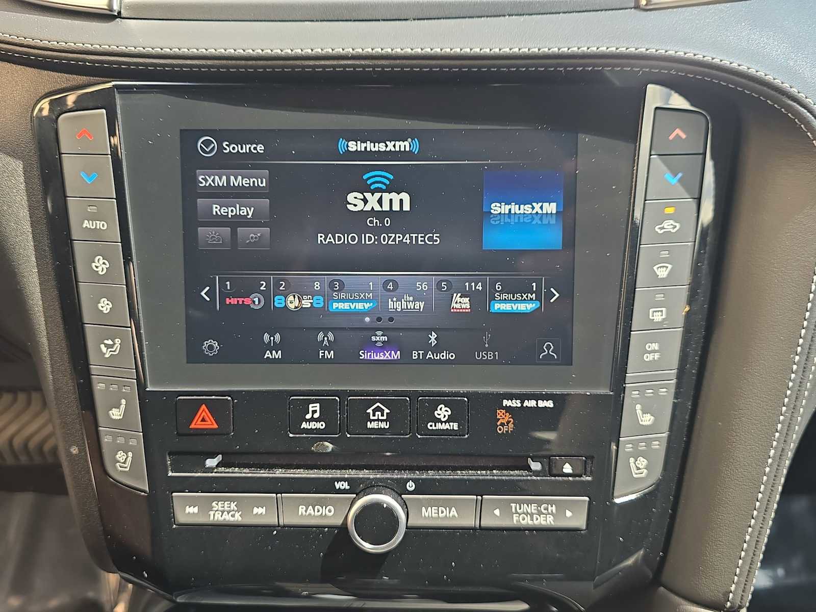 Certified 2025 INFINITI QX55 Essential image 19