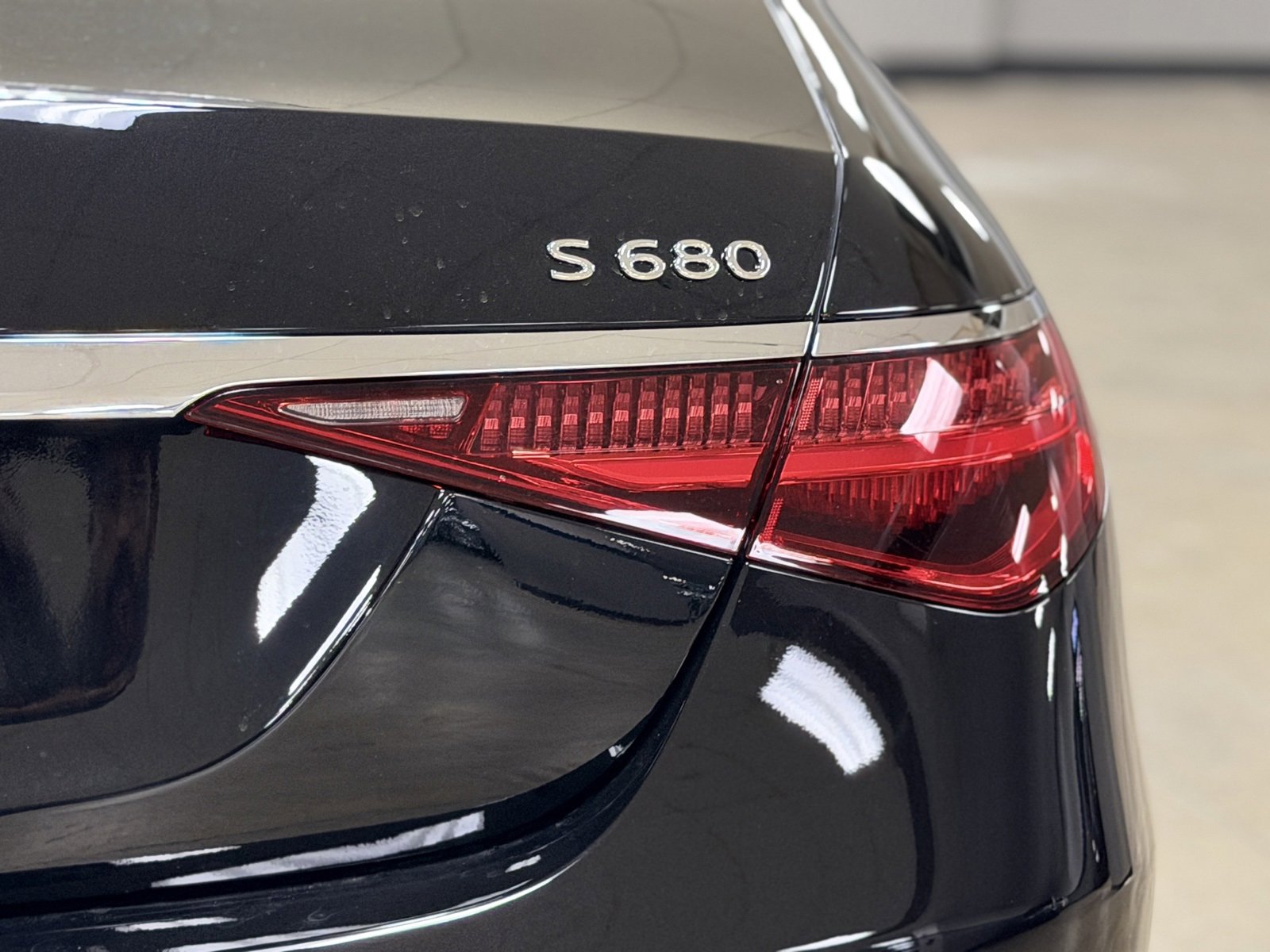 New 2026 Mercedes-Benz Maybach S 680 4MATIC image 12