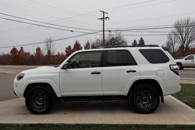 Used 2021 Toyota 4Runner Venture image 28