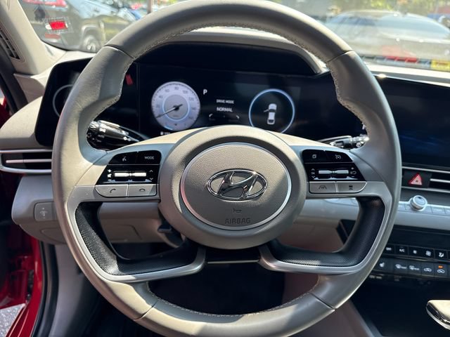 Used 2023 Hyundai Elantra SEL w/ Convenience Package FWD image 19