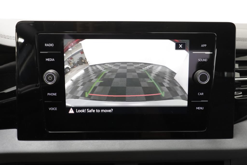 New 2027 Volkswagen Jetta SE FWD image 11