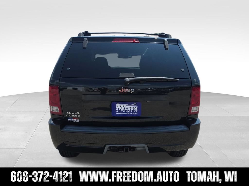 Used 2009 Jeep Grand Cherokee Laredo w/ Trailer Tow Group AWD/4WD image 6
